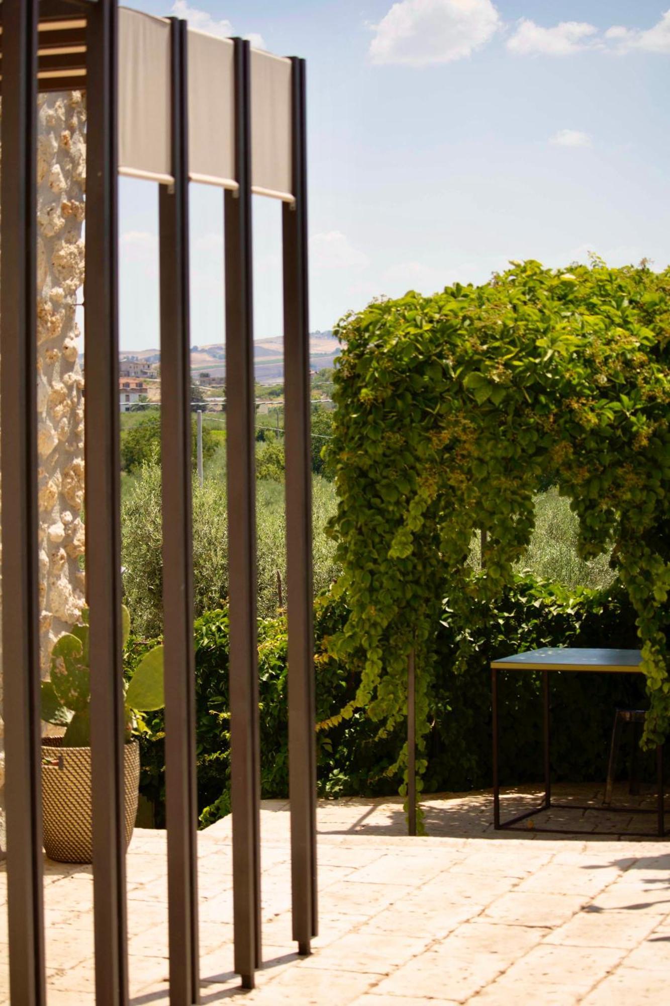 Oikos In Terre Di Zaccanello Racalmuto Exterior photo